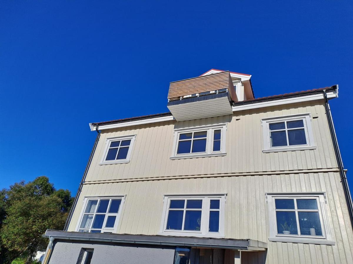 Warm And Cozy Apartment With Panoramic View Above The City Center Tromso Bagian luar foto